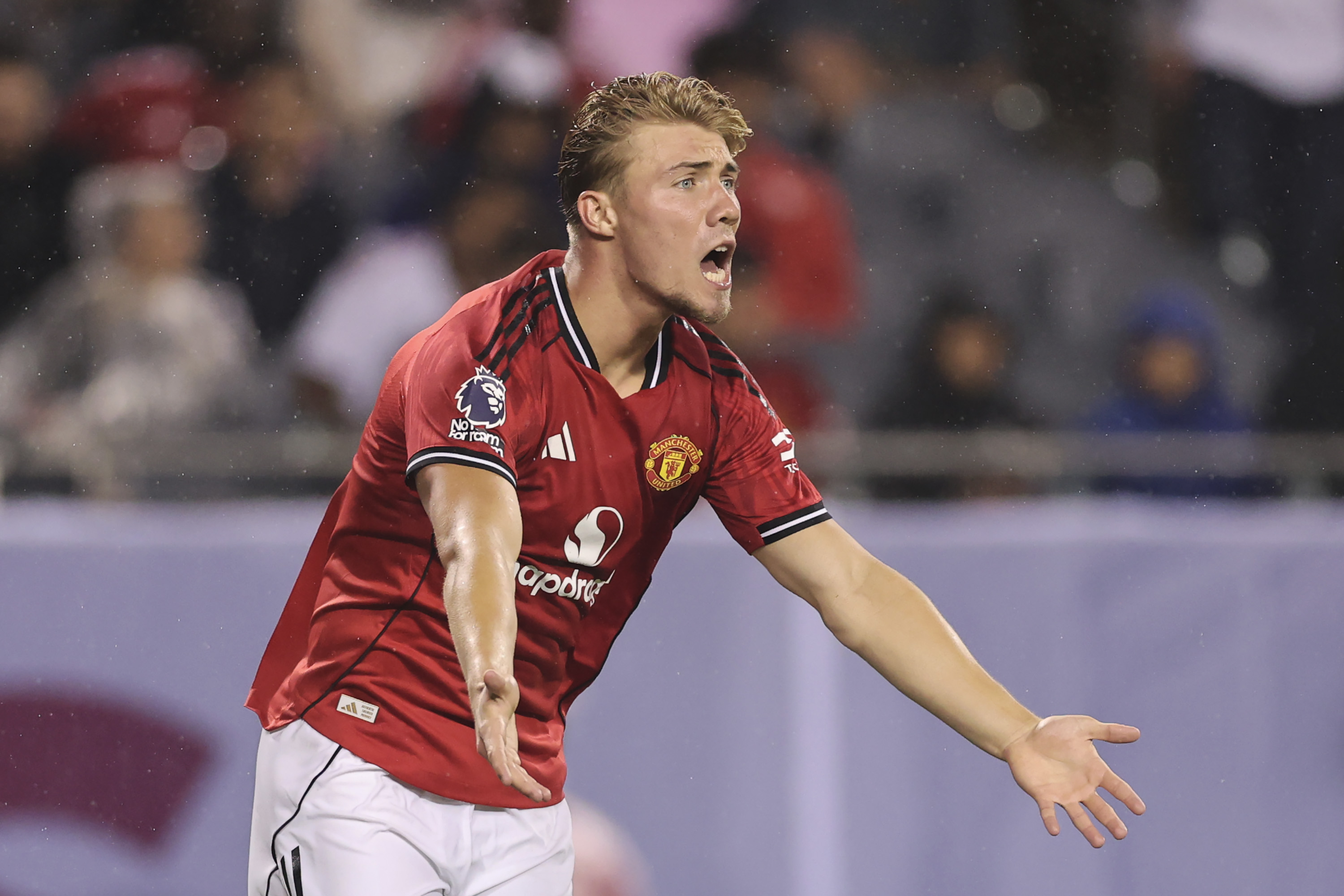 CHICAGO, ILLINOIS - JULY 30: Rasmus Hojlund of Manchester United reacts during the Premier League Summer Series match between Manchester United and AFC Bournemouth at Soldier Field on July 30, 2025 in Chicago, Illinois.  (Photo by Michael Reaves - Premier League/Getty Images for Premier League)