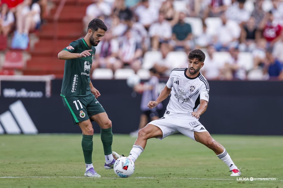 El Alba 'sobrevive' sin Vallejo