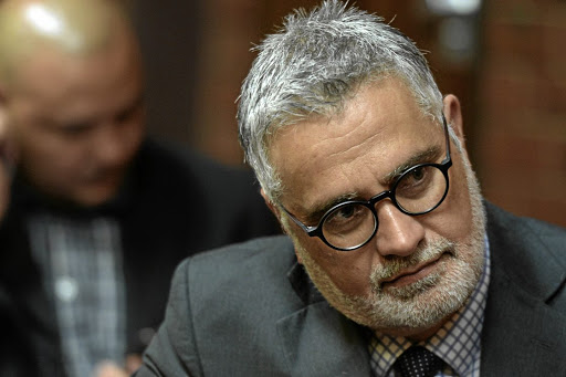 Controversial tobacco bosses apologise to former Sars executive