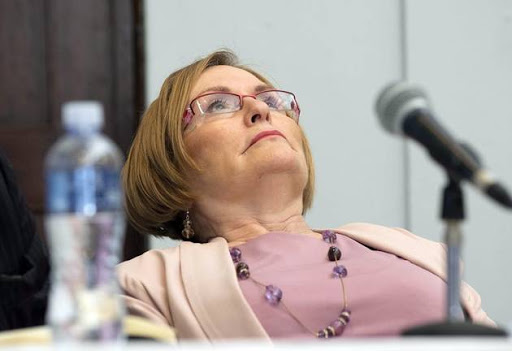 Helen Zille quits public Twitter account &amp; Mzansi is filled with  opinions