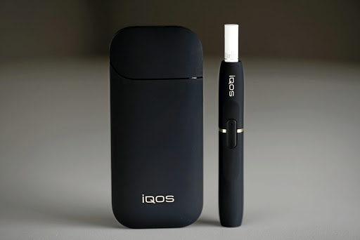 Black cloud hangs over substitutes for cigarettes