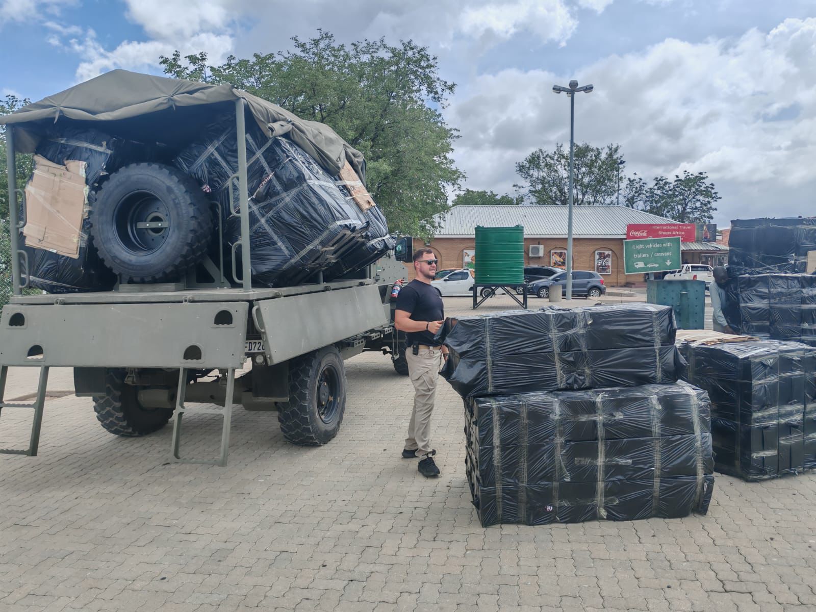 R900k worth of smuggled goods seized at Beitbridge border post