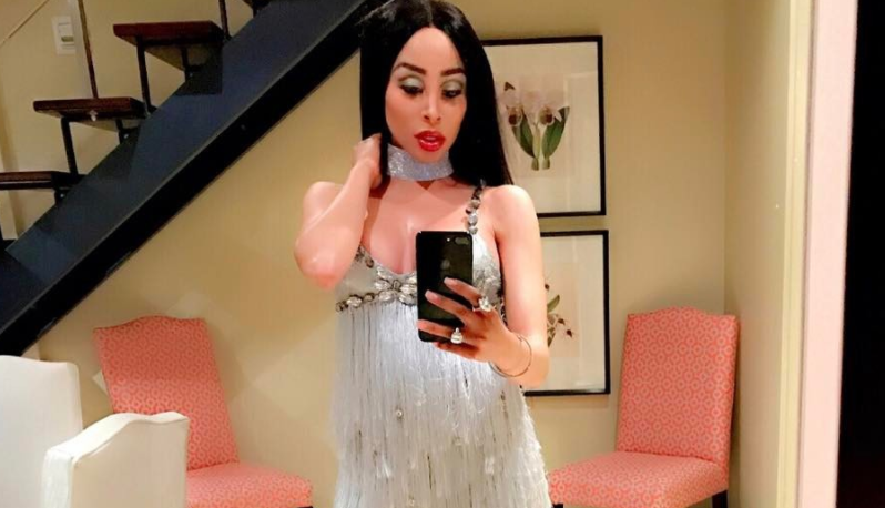 Khanyi Mbau explains the difference between skin lightening and bleaching Khanyi Mbau explains the difference between skin lightening and bleaching