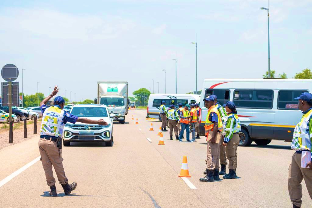 Two Tshwane metro cops arrested for operating outside jurisdiction