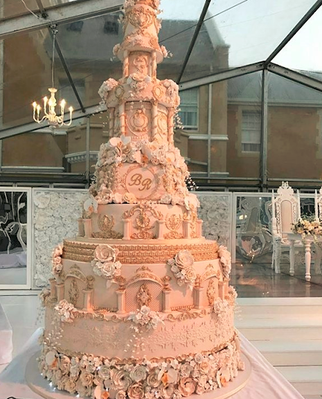 Reggie Nkabinde's 100kg wedding cake cost over R60k