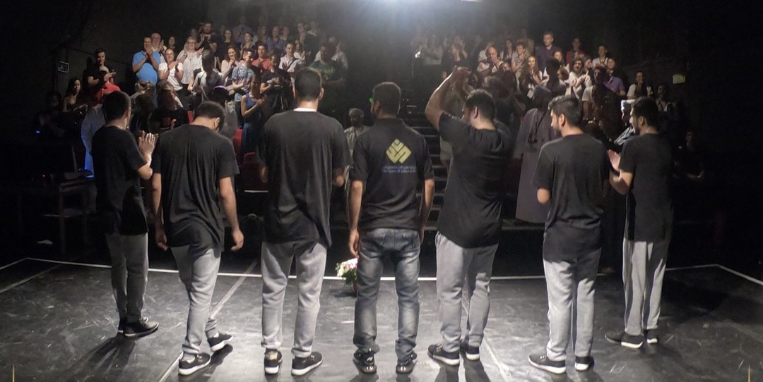 “مسرح الدن” تُعرّف بالثقافة العمانية في ثالث أكبر مهرجان مسرحي في أوروبا