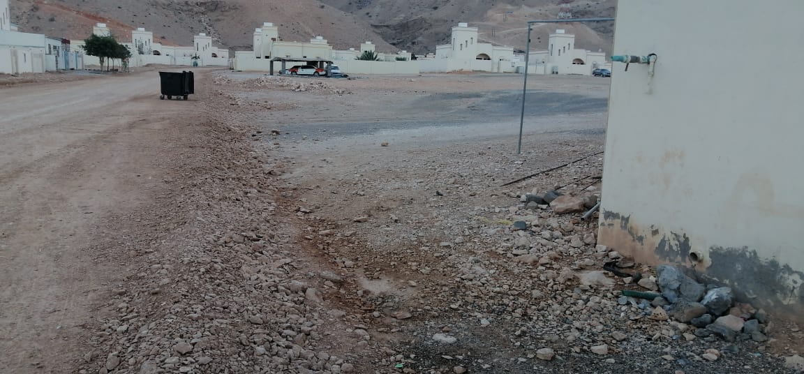 مناشدة لرصف 3 كيلومترات، فهل ستجد آذانًا صاغية؟