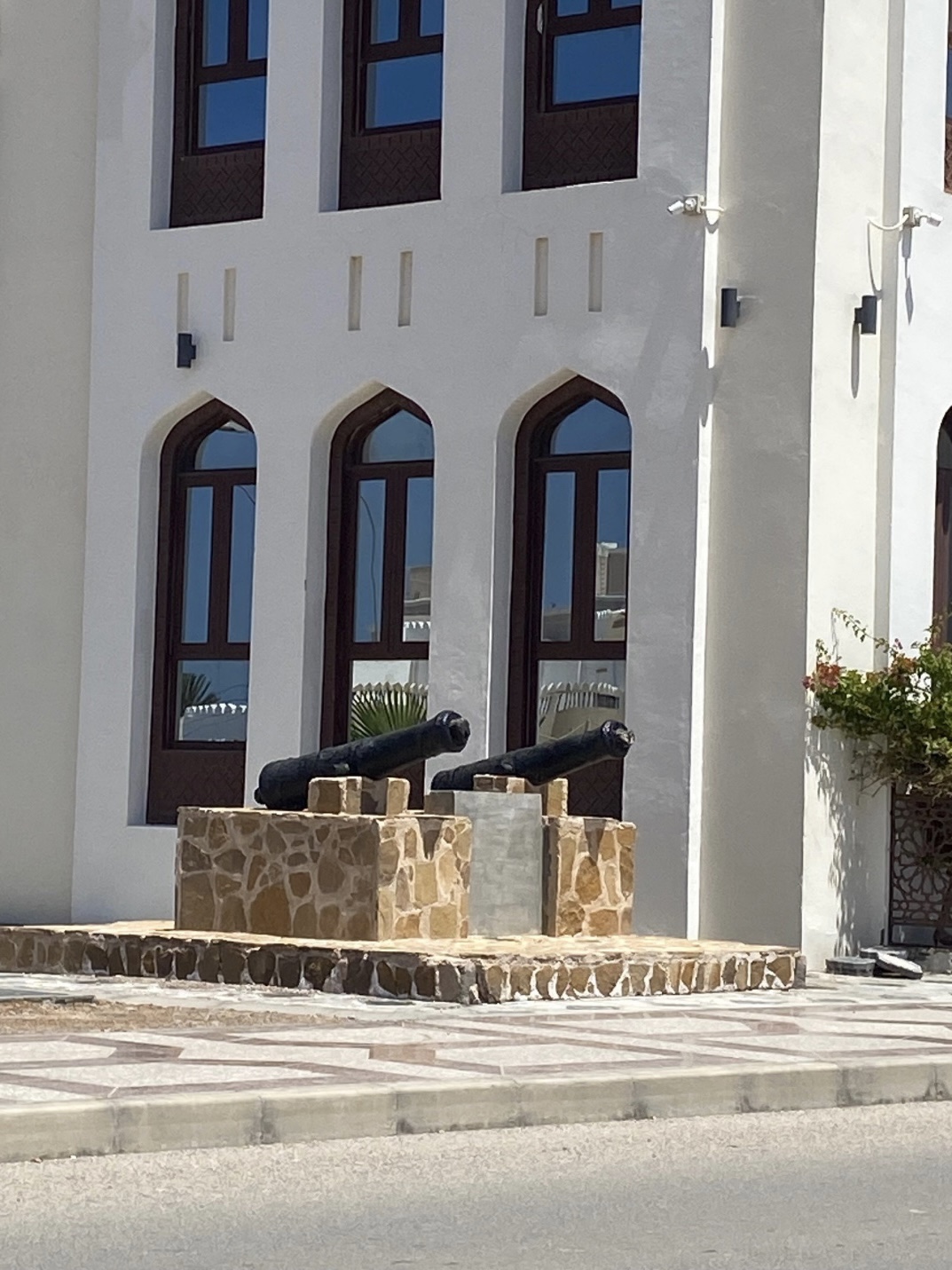 ماذا تعرف عن البيت الذي كان ينزل فيه سلاطين عمان