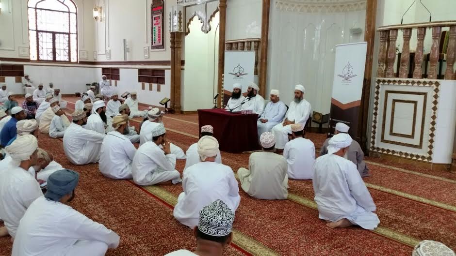 الجهود العمانية للعناية بالقرآن الكريم عبر ندوة في الخوض