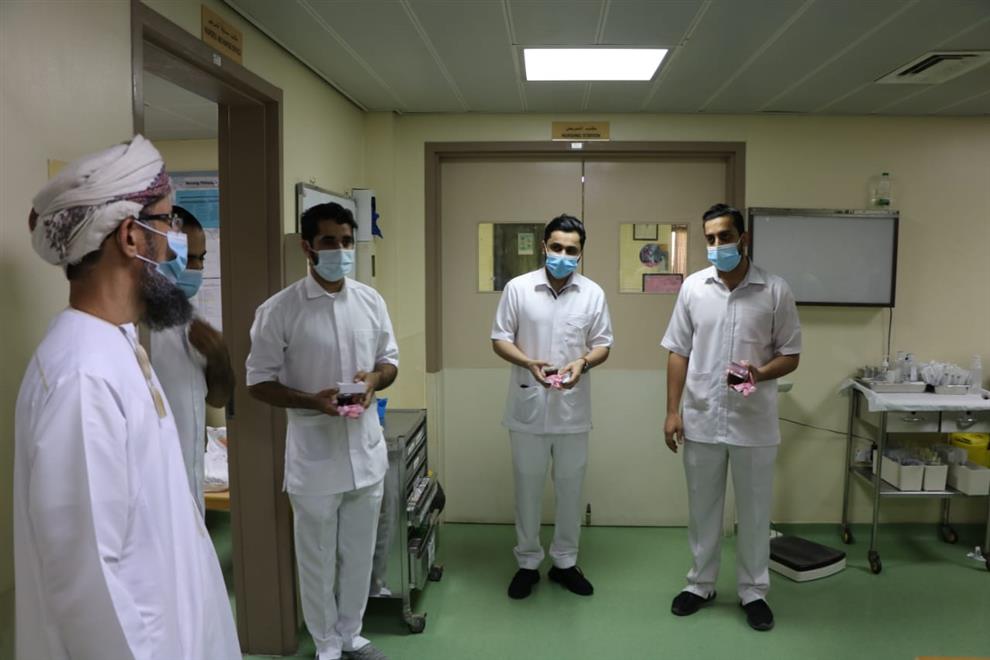 تكريم الكوادر الطبية بمستشفى ومجمع صحي الرستاق