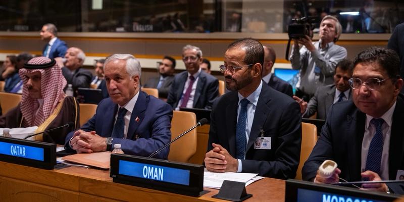 الدبلوماسية العمانية في الأمم المتحدة: بحث قضايا مشتركة والتوقيع على مذكرتي تفاهم
