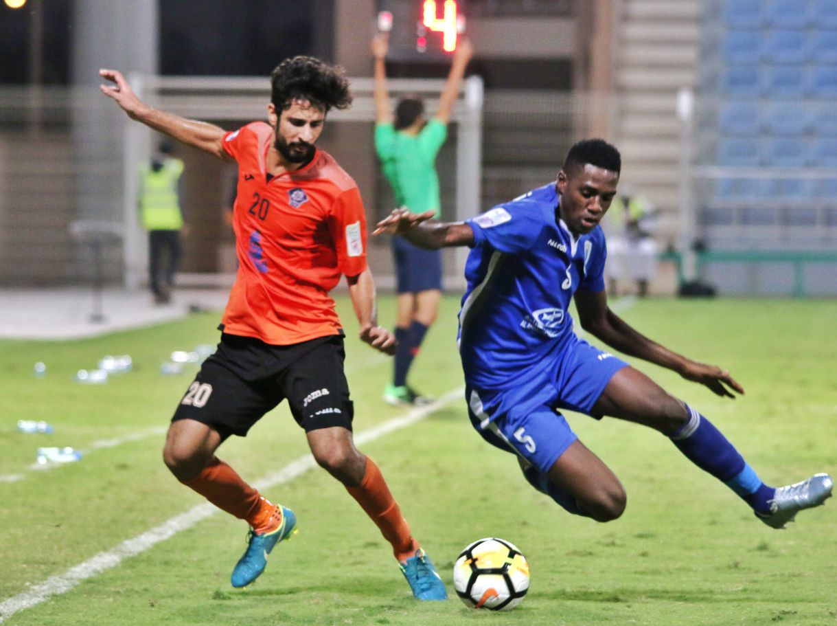 الإعلان عن حكام مباريات الجولة 24