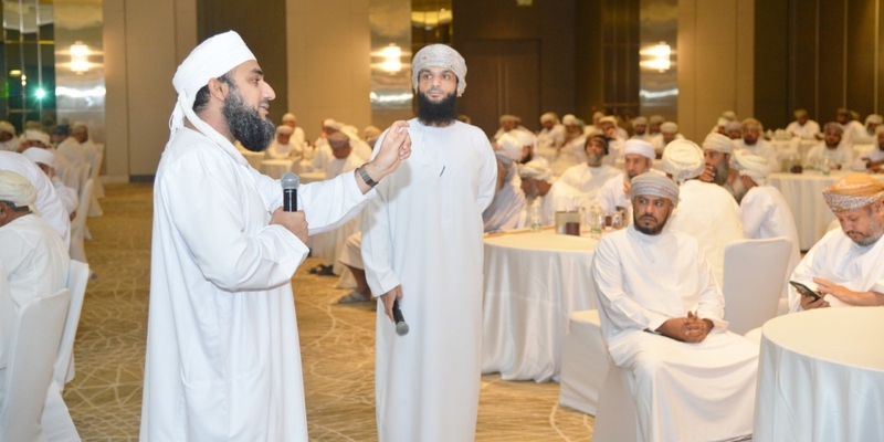 جلسة حوارية لتحسين وتطوير قطاع الحج