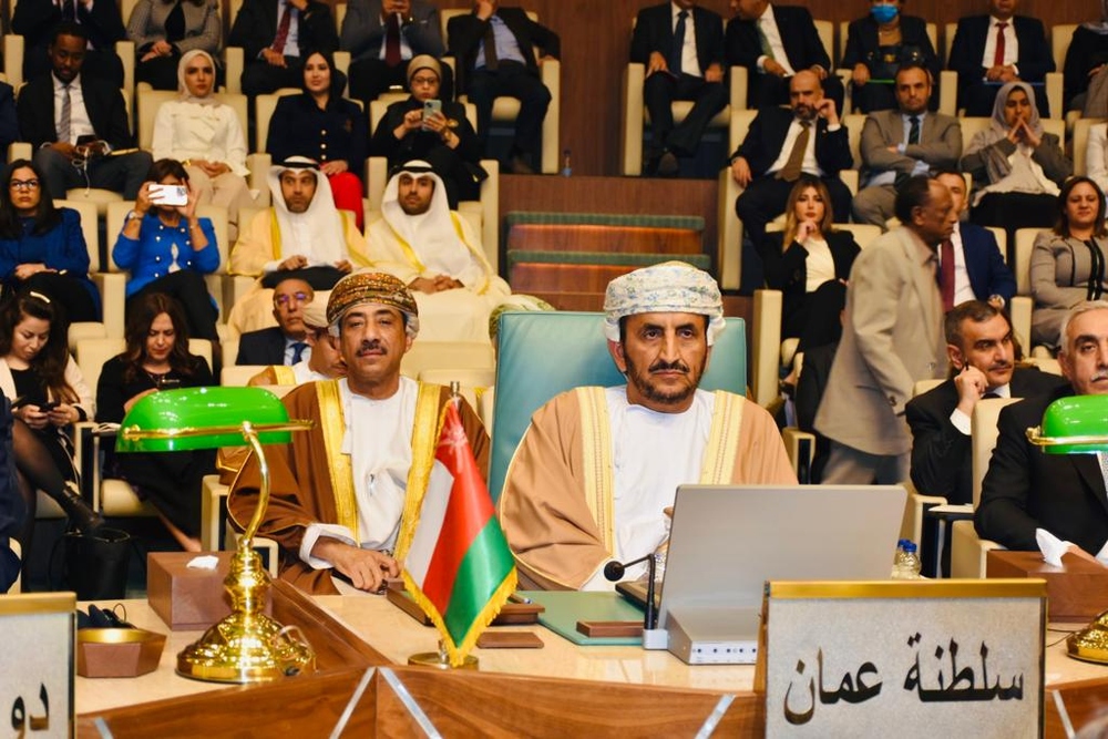 سلطنة عمان تشارك في اجتماع وزاري بجامعة الدول العربية