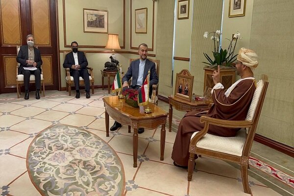 السيد بدر البوسعيدي يتوجه إلى إيران