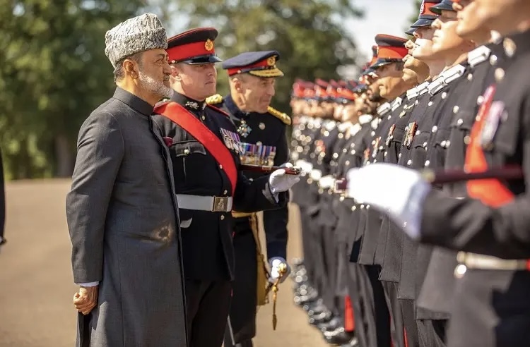 خلال أقل من عام: 3 زيارات لجلالة السلطان للمملكة المتحدة، هنا تواريخها