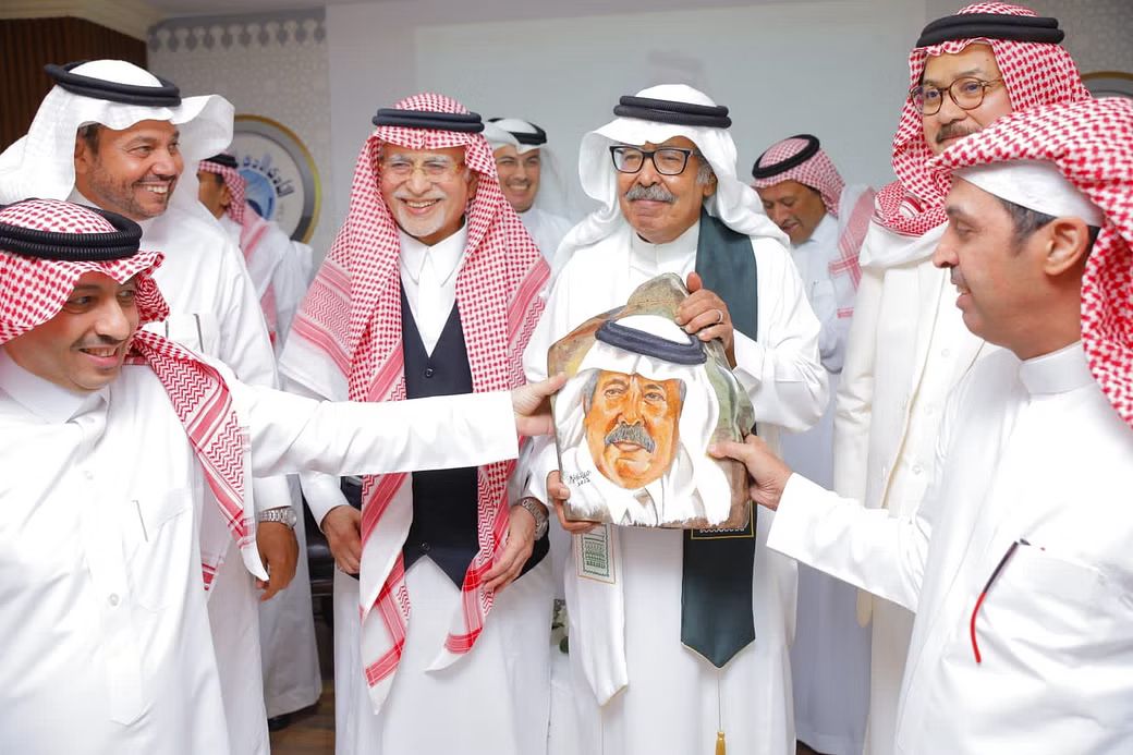 قامات مضيئة عبر “أثير”: الأديب المبدع والناقد الفذّ سعيد السريحي