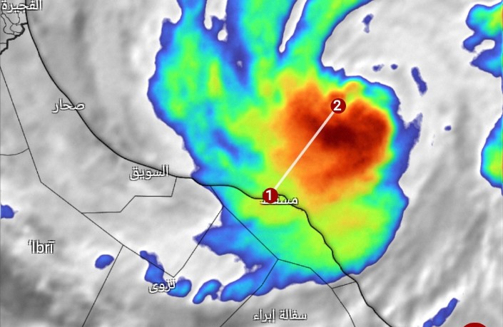 أمطار شديدة الغزازة على مسقط