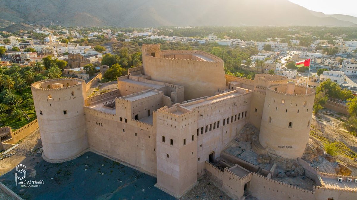 تعرف على العراقة وروعة التصميم المعماري في القلعة العُمانية المهيبة – صحيفة أثير الالكترونية