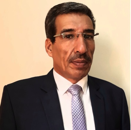 عبر أكثر من 5 أسئلة: أستاذ أردني يصف علاقته بالعمانيين أثناء عمله معهم