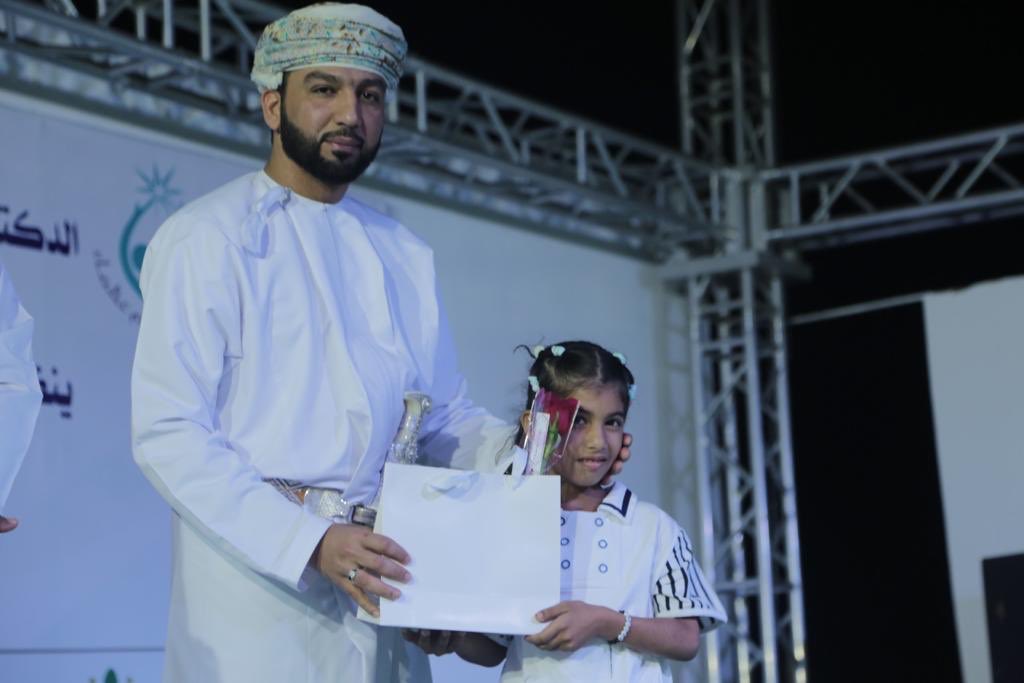 حوار مع د.عبدالرب اليافعي إمام وخطيب جامع السلطان قابوس بصلالة