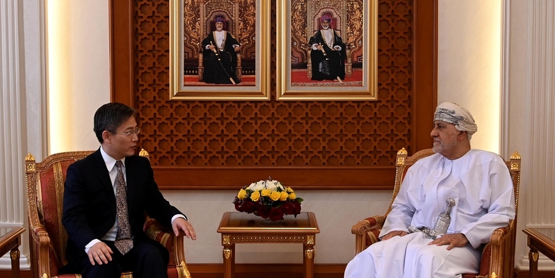 سمو السيد شهاب يستقبل السفير الصيني 