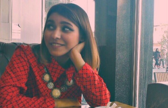 آية منصور لـ”أثير”: أنا محظوظة بزيارة السلطنة وهذه هي تفاصيل تجربتي الشعرية