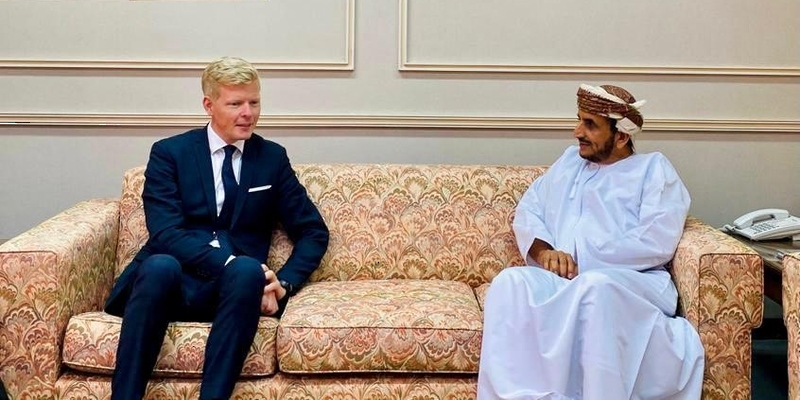 سلطنة عمان تواصل جهودها للوصول إلى حل سياسي في اليمن
