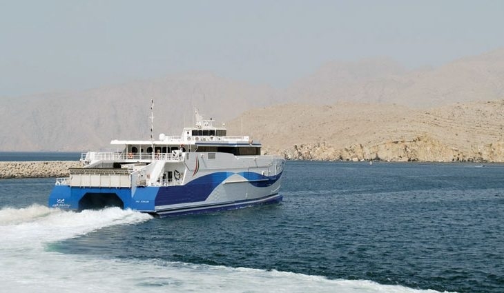 إيقاف حركة الملاحة البحرية مؤقتًا
