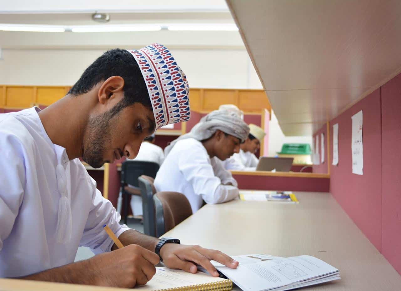 بعد نتائج الفرز التجريبي: “القبول الموحد” ينبّه حول ممارسات خاطئة في اختيارات الطلبة