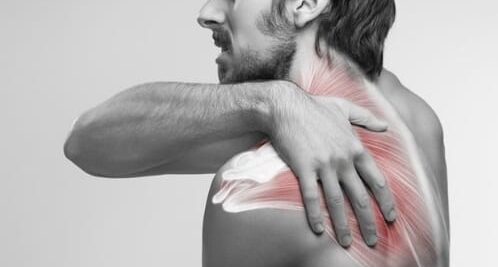 هل أحسست بألم الأبهر؟ هنا دكتور متخصص يوضح لك الأسباب والعلاج