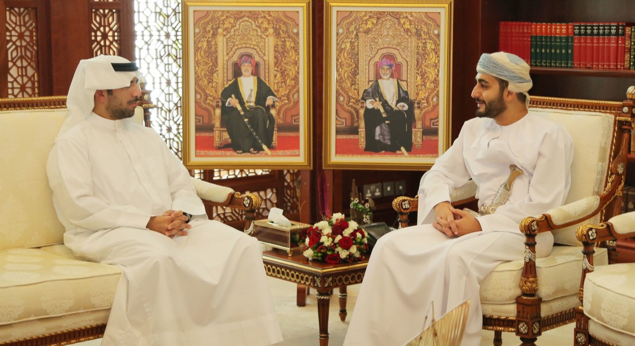 سمو السيد ذي يزن يستقبل رئيس اللجنة الأولمبية الكويتية