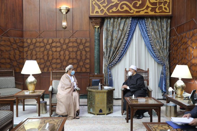 شيخ الأزهر الشريف: عُمان تدعم رسالة الاعتدال والتسامح