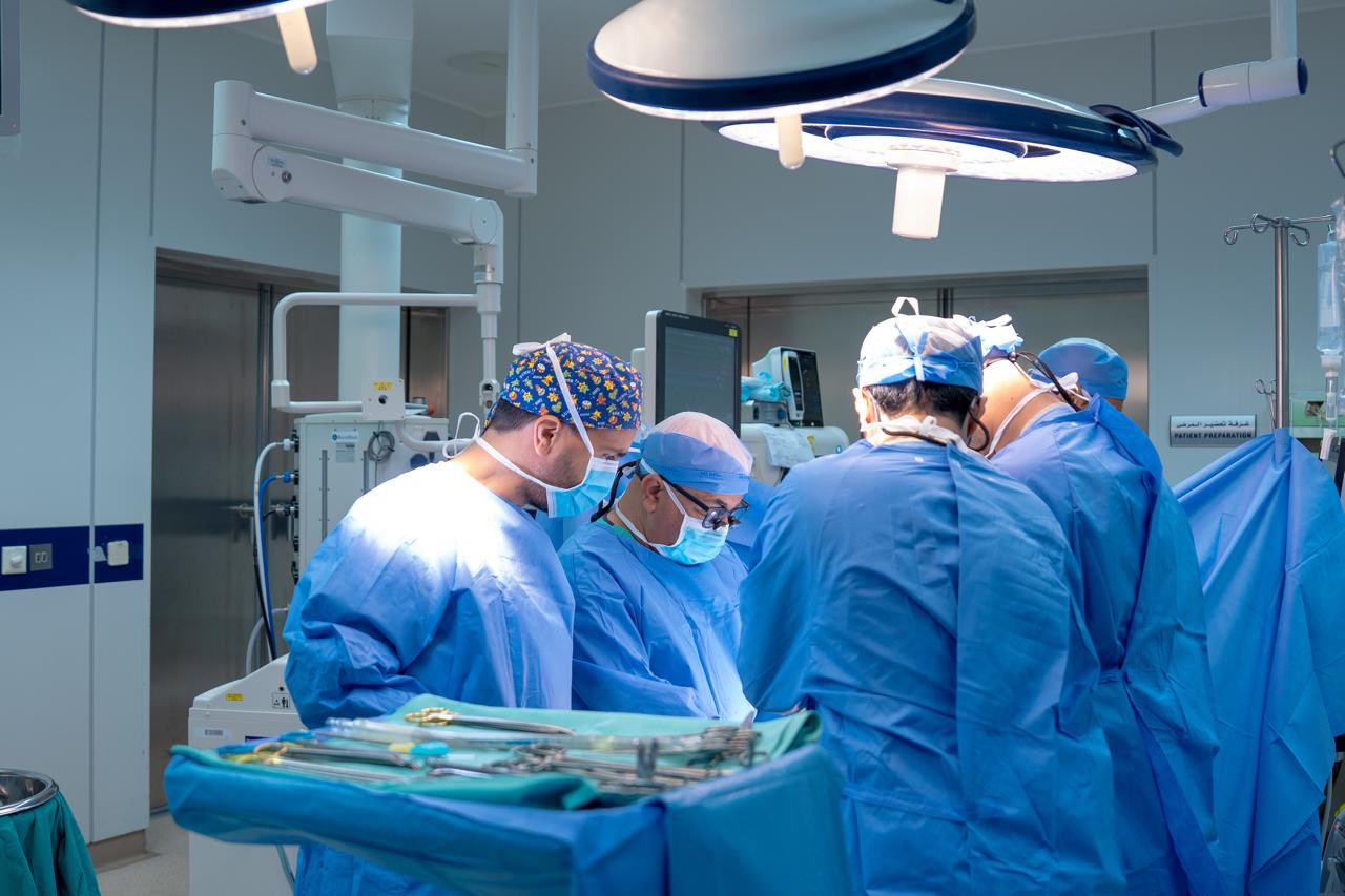 إنجاز طبي: سلطنةُ عُمان تنجحُ في إجراء أول عملية زراعة قلب من شخص متوفّى دماغيًّا 