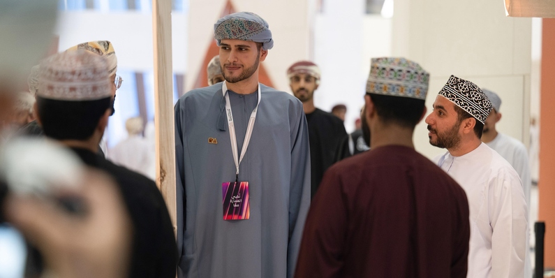 حظيت باهتمام سمو السيد بلعرب بن هيثم؛ اختتام مبادرة إحياء العمارة