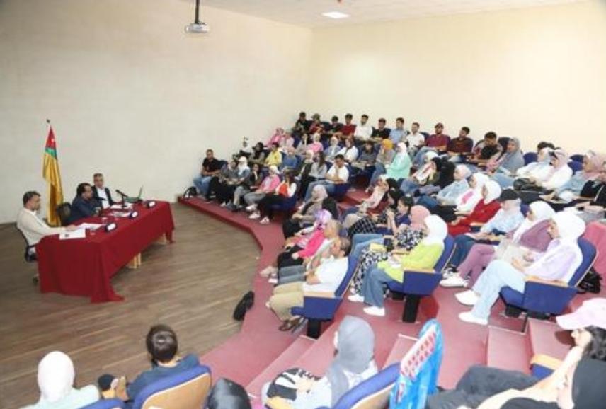 باحثون يتتبّعون “أثر التكنولوجيا في التلقي ما بين القصيدة واللوحة”