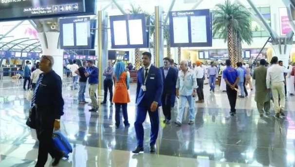 دبلوماسي يكشف عدد العمال البنجلاديشيين الذين تم استقدامهم