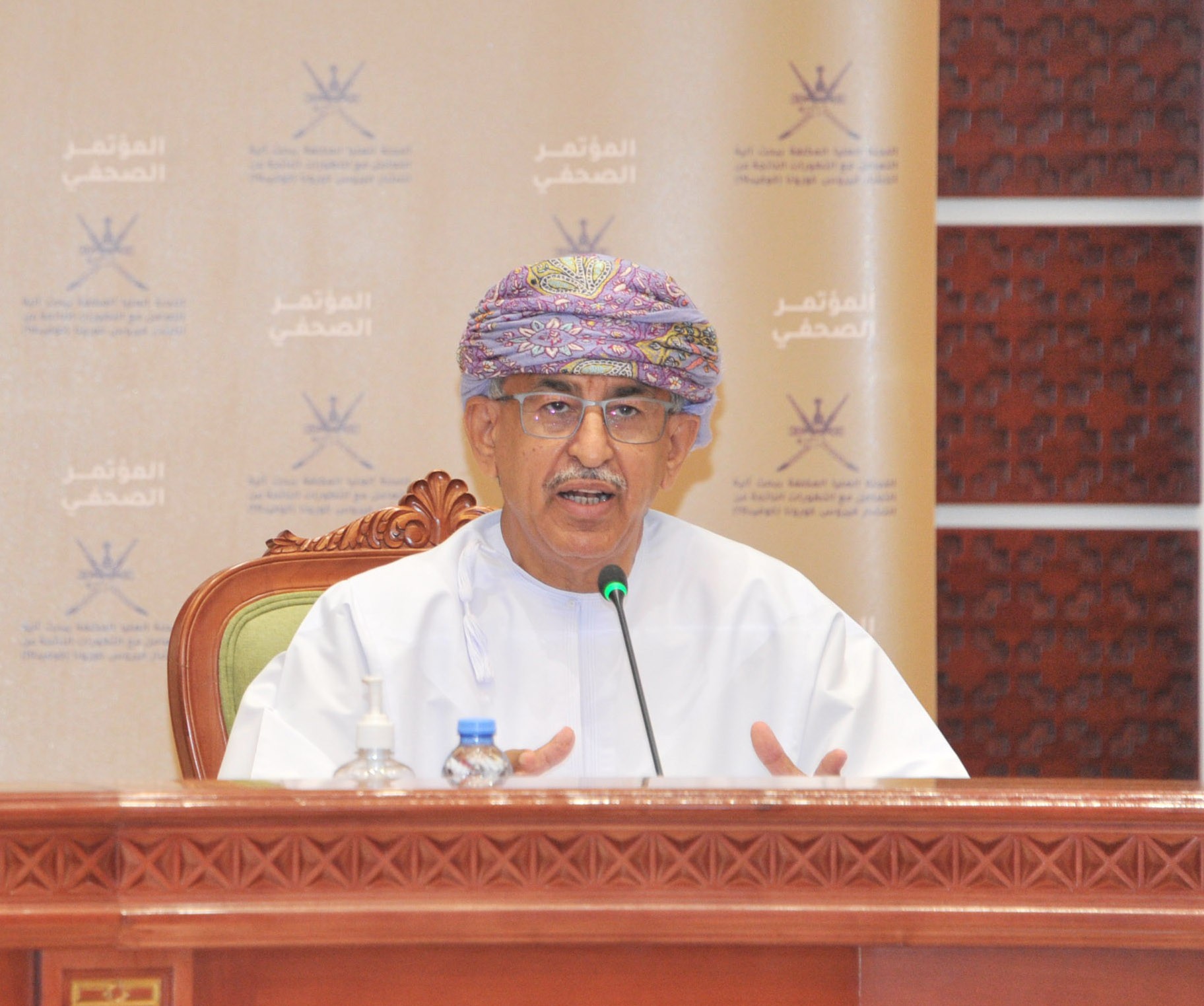 وزير الصحة: سيُعاد إغلاق الأنشطة إذا لم يتم التقيّد بالإجراءات
