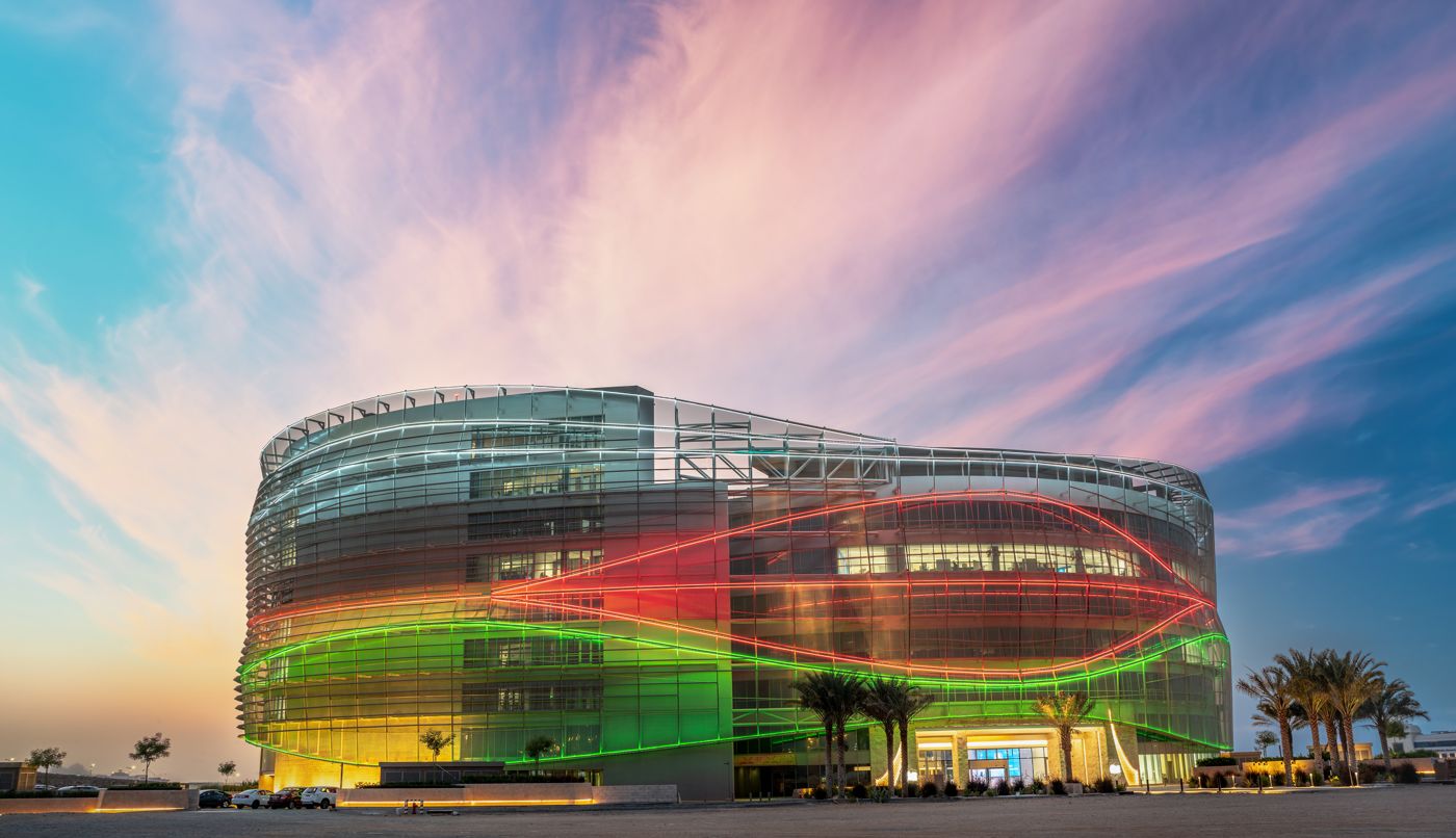 عُمانتل تحقق نموًا في الإيرادات بنسبة 3% لعام 2024م