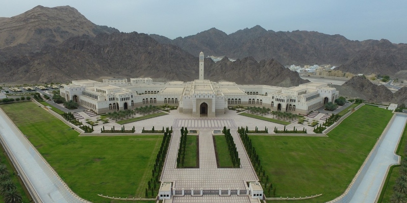 السعدي والندابي يوضحان حول قانون مجلس عُمان الحالي