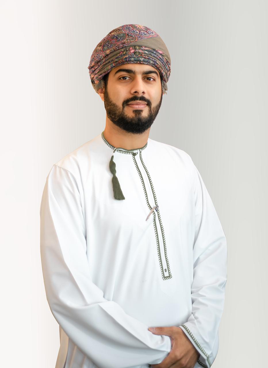 حسن اللواتي… قصة اجتهاد أوصلته إلى رئيس تنفيذي لشركة تأمين