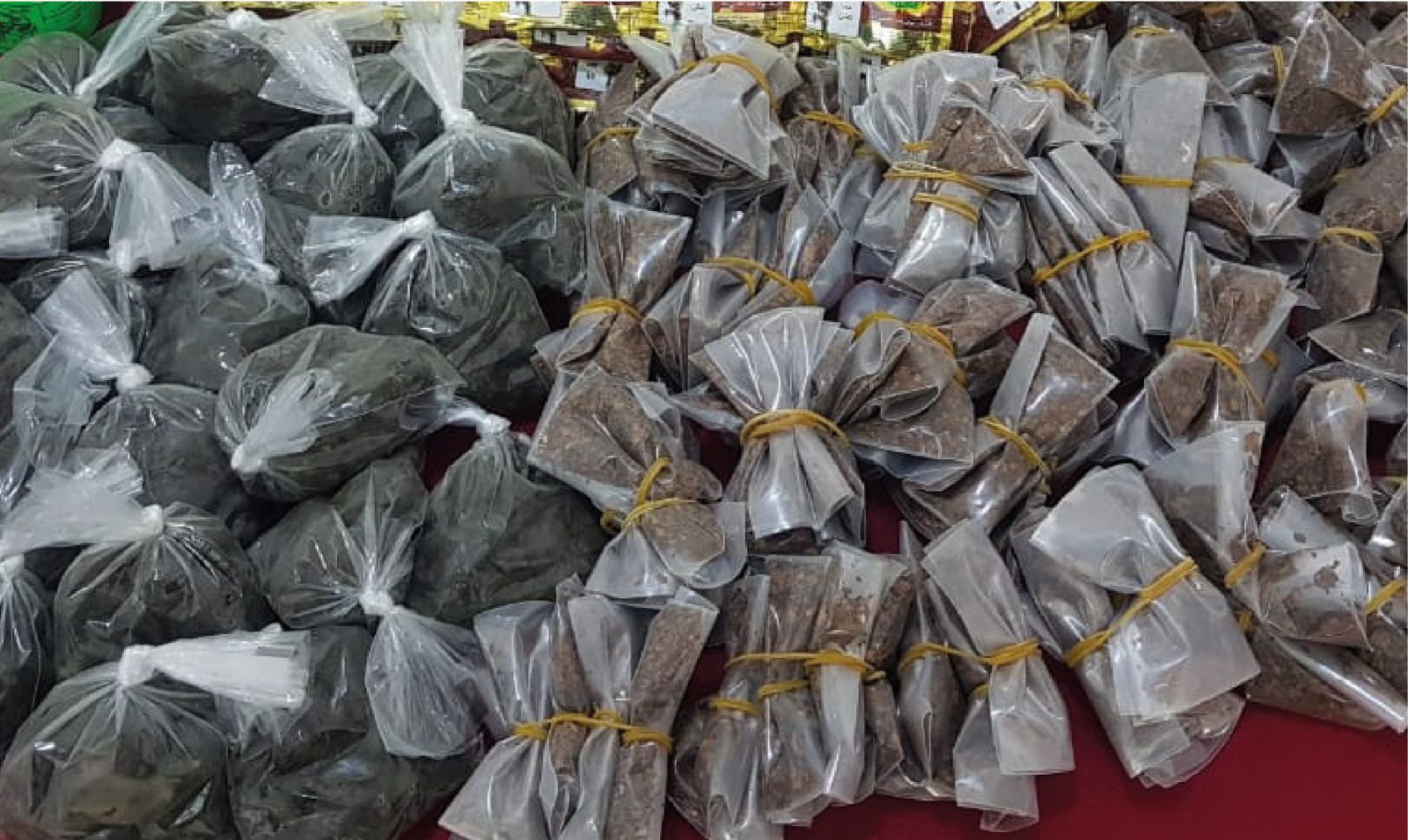 “الشك” يكشف مخالفة في محل لكي الملابس