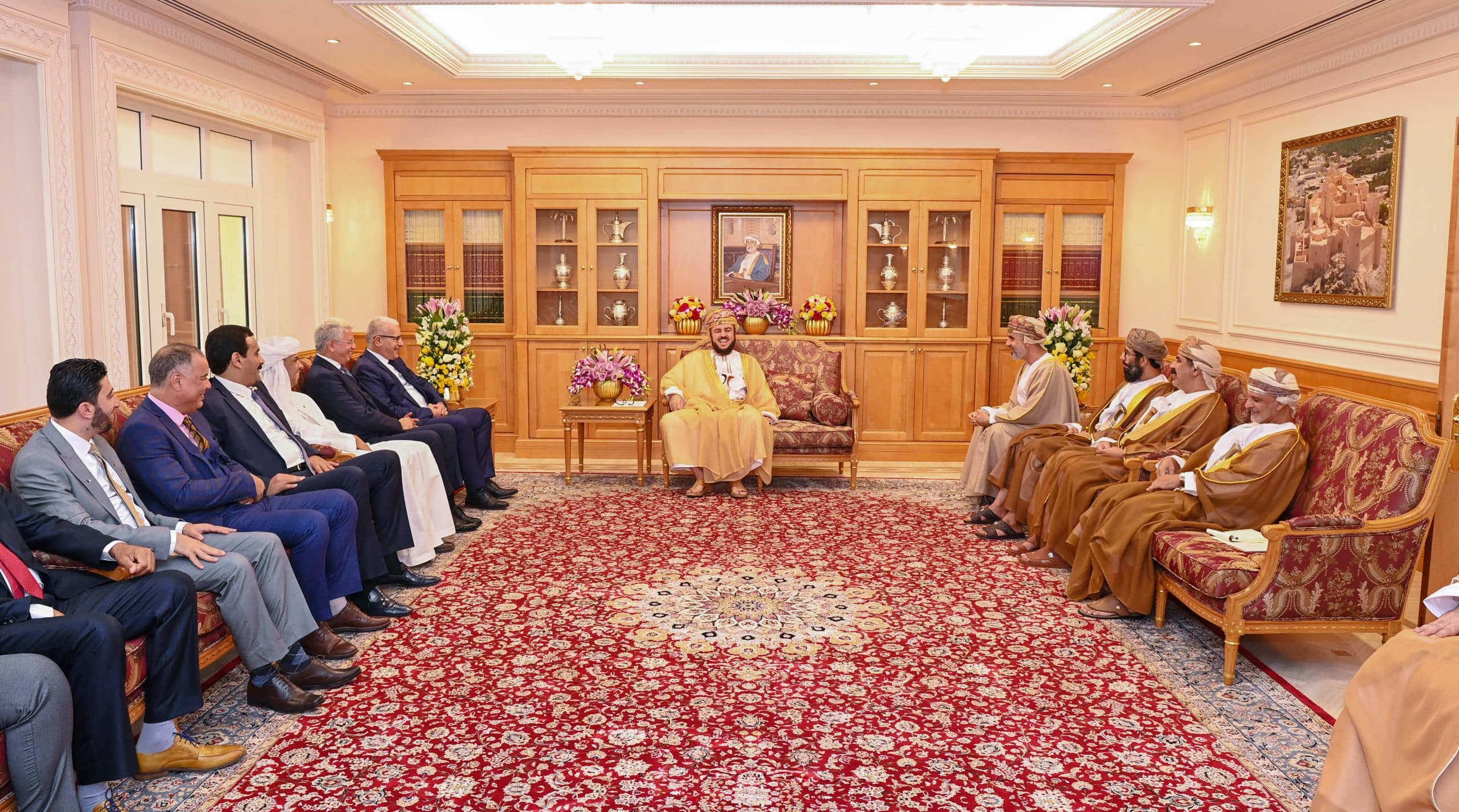 بتكليف سامٍ: سمو السيد أسعد بن طارق يستقبل رئيس المجلس الشعبي الجزائري