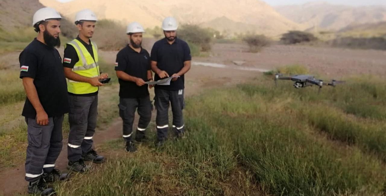 “الدرون” للكشف عن تسربات شبكات المياه