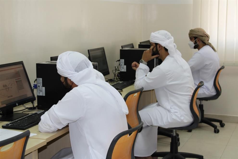 79 شخصًا يتنافسون على وظائف في مجلس الشؤون الإدارية للقضاء