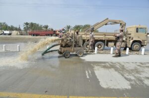 الخدمات الهندسية بوزارة الدفاع تواصل الدعم والإسناد في شمال الباطنة