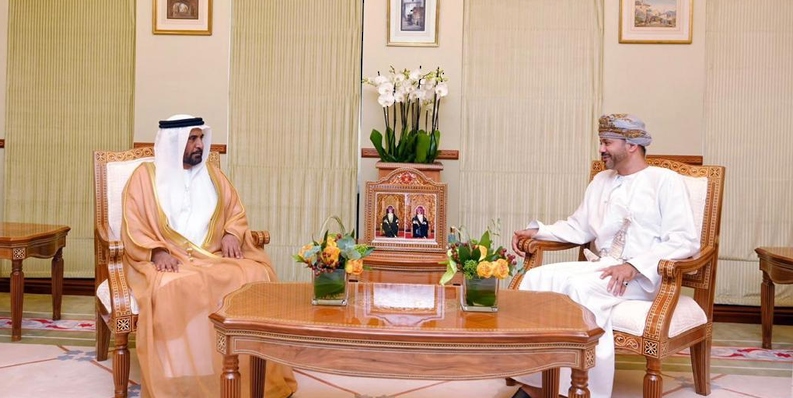 السيد بدر يتسلم نسخة من أوراق اعتماد سفيري الإمارات واليونسكو