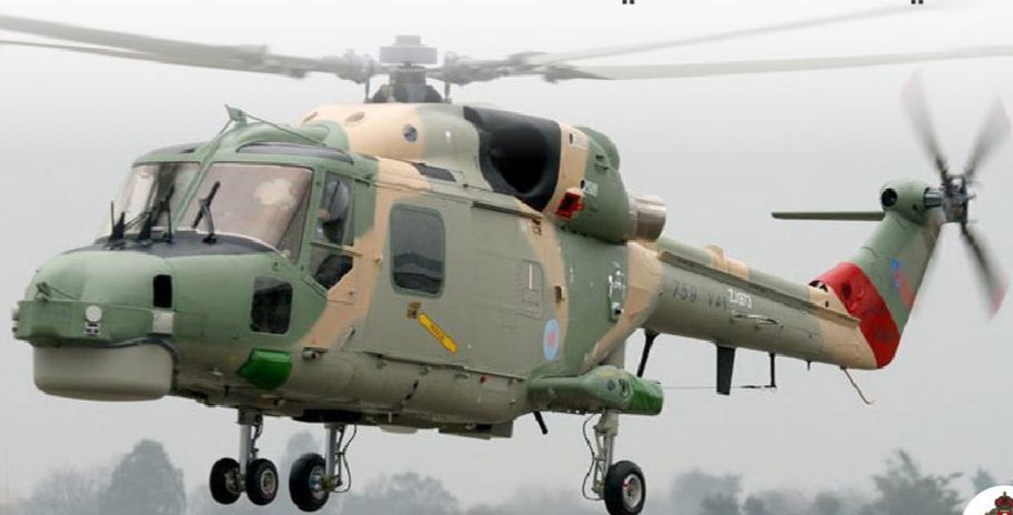 تقديم المساعدة لطفل مقيم حالته طارئة