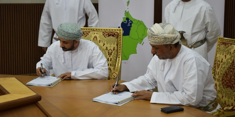 4 اتفاقيات لطرق بأكثر من مليوني ريال