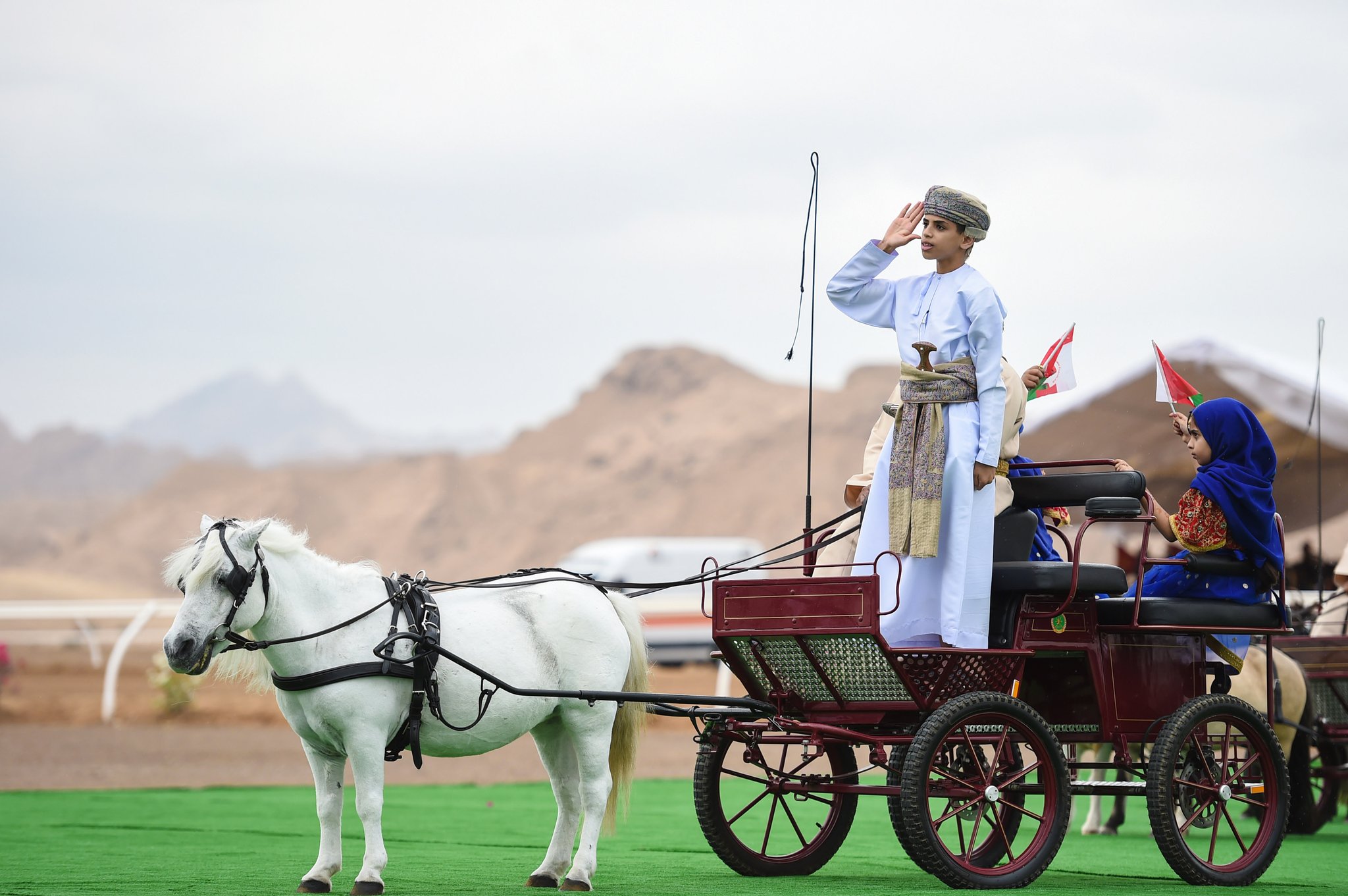 برعاية من سمو السيد ذي يزن: تعرّف على الفائزين في سباق الخيالة السلطانية